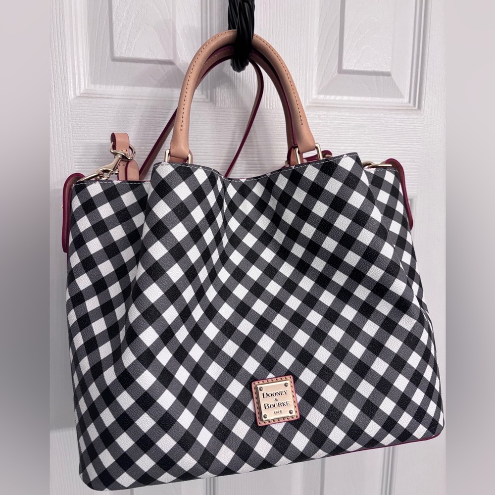 Dooney & Bourke Black and White Gingham II Brenna Checkered bag - Picture 2 of 13
